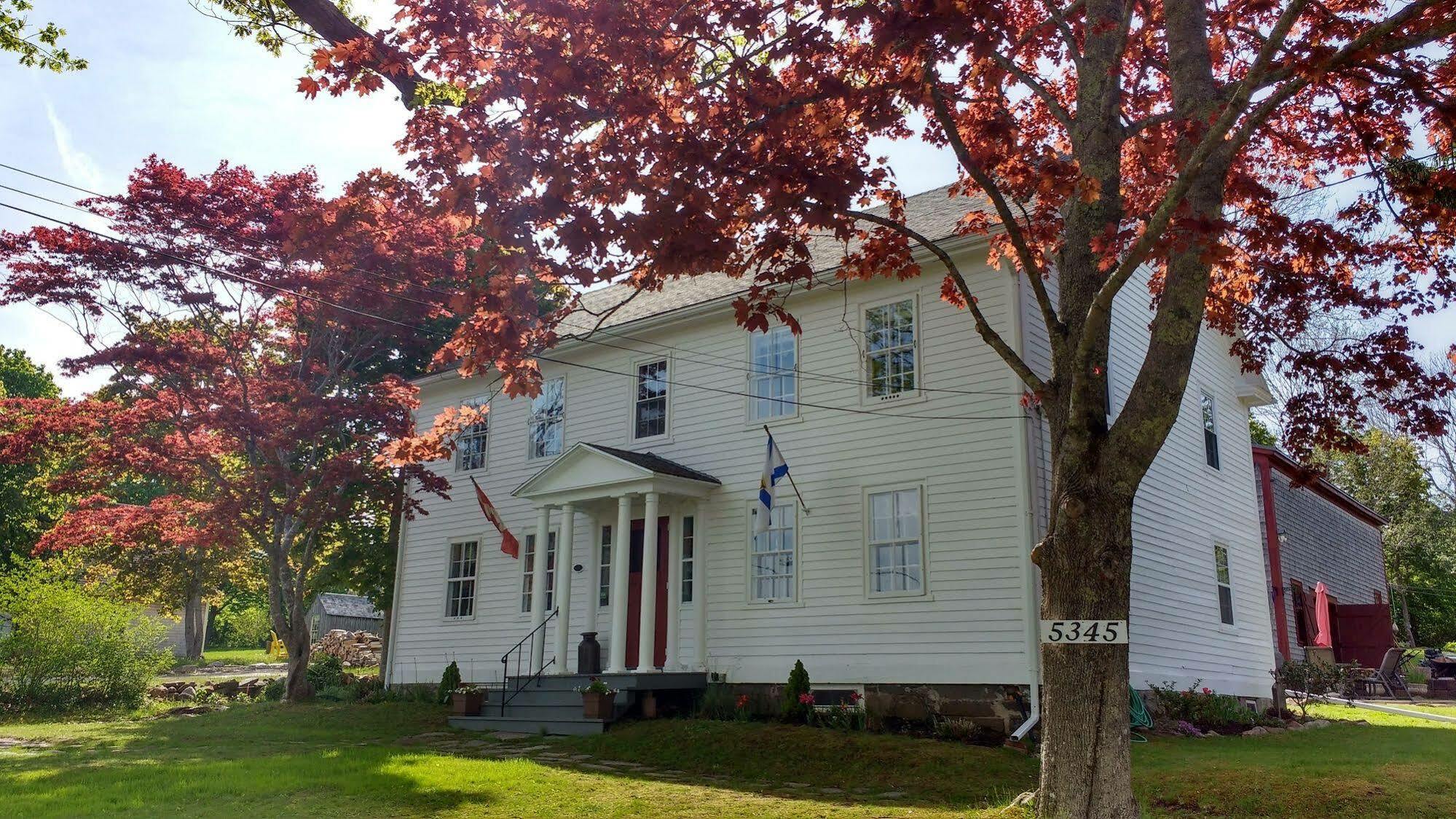 Grand Oak Manor Bed&Breakfast Granville Ferry Bagian luar foto