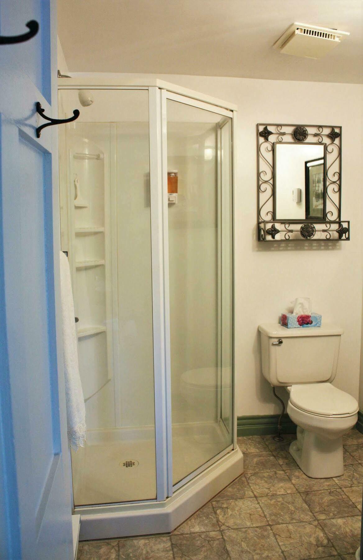 Grand Oak Manor Bed&Breakfast Granville Ferry Bagian luar foto